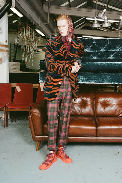 Look 4